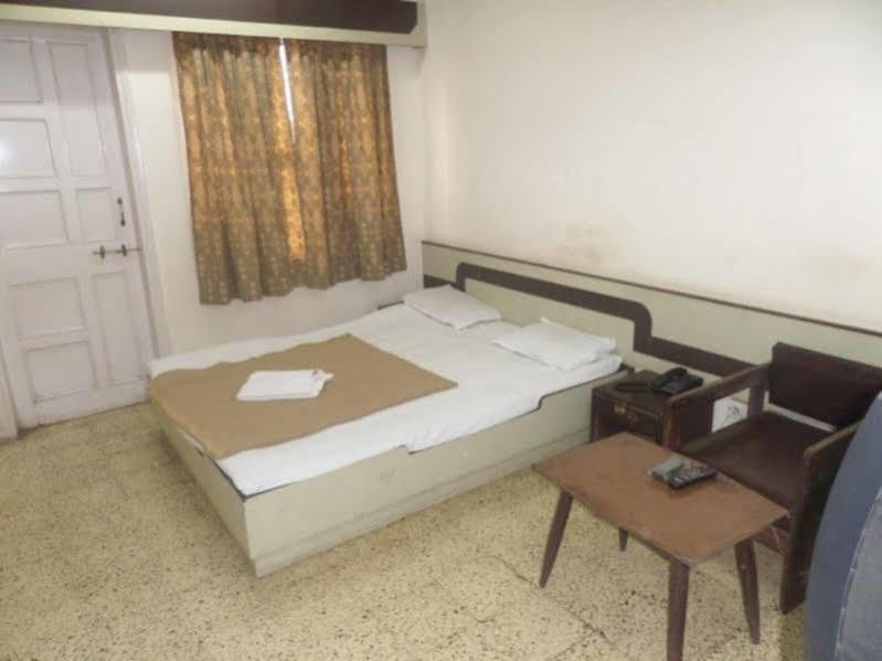 Hotel Shilpa נאסיק מראה חיצוני תמונה